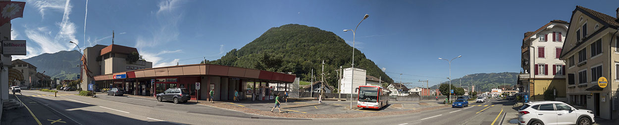 image-8293634-Seewen-Bahnhof_Panorama-web.jpg